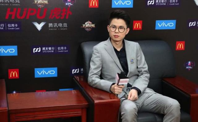 hero喊话dyg让久诚上场,hero久竞队员对久哲的看法