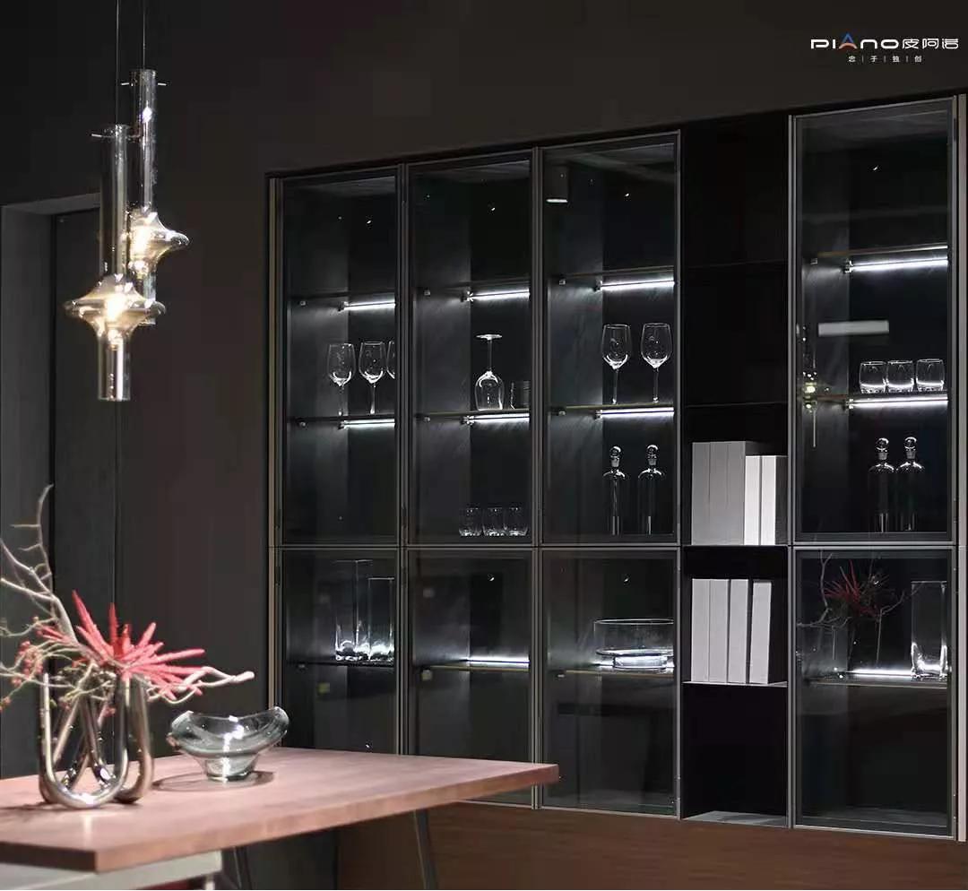 橱柜设计巧布局打造完美主义厨房,橱柜设计风格尽在其中