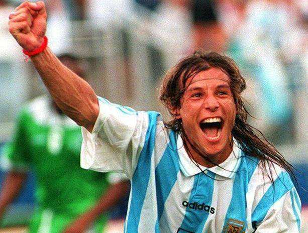 克劳迪奥卡尼吉亚视频,克劳迪奥·卡尼吉亚微笑