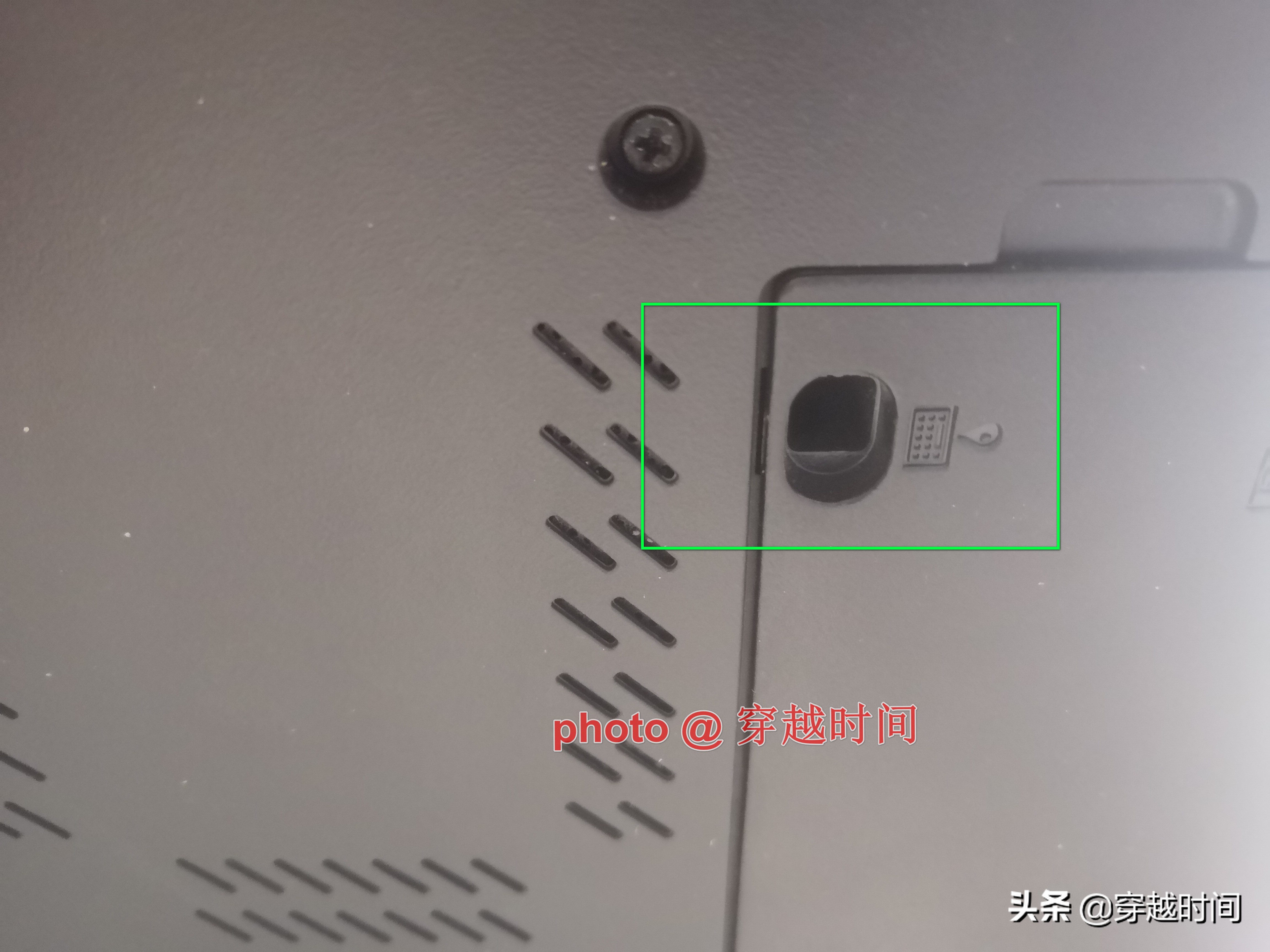 thinkpad电脑维修中心价格,修电脑屏多少钱