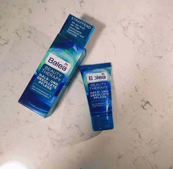 颈部松弛最好的颈霜,消除颈部皱纹最好的颈霜