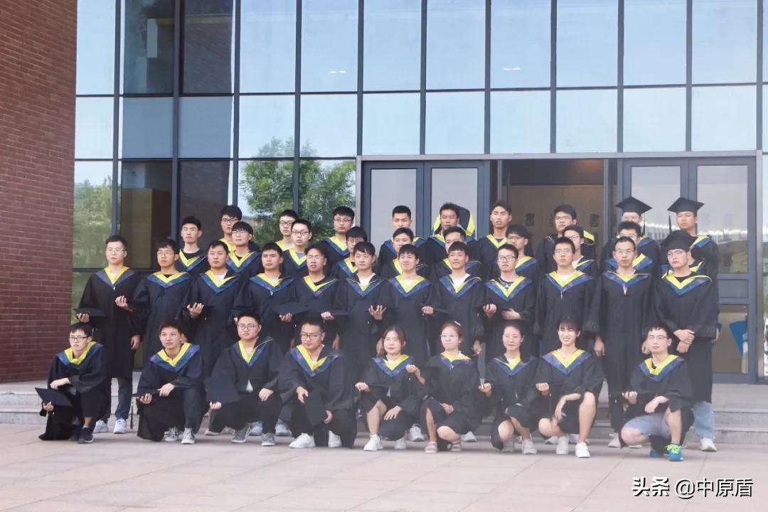 大片来袭！河南各高校凹造型毕业照绝对惊艳到你