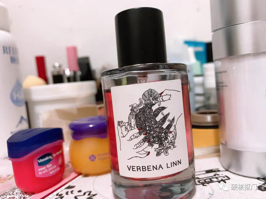 挖宝｜隔着口罩闻到春天~不输大牌却巨便宜的小*香众**水