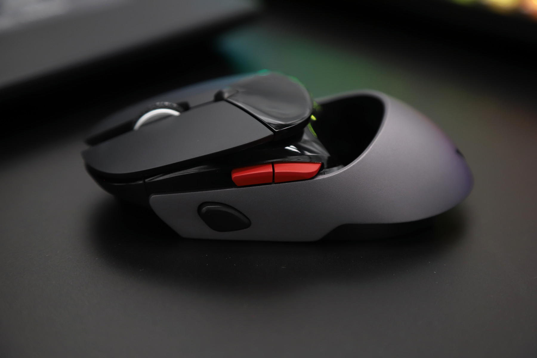 雷柏vt950无线游戏鼠标评测真香,一款自带屏幕的游戏鼠标雷柏vt960