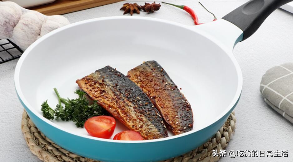 花后不粘锅使用一年多开始粘锅了,不粘锅怎么弄才不会粘锅