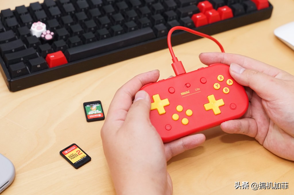 不简单限量版,八位堂lite蓝牙手柄