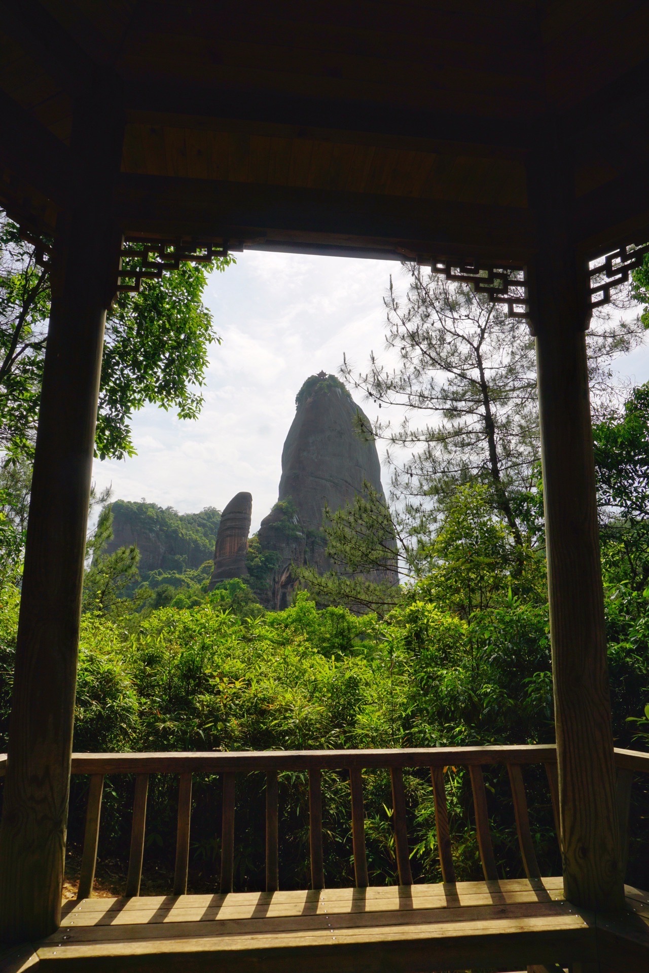 丹霞山周边三日游,丹霞山三日之旅攻略