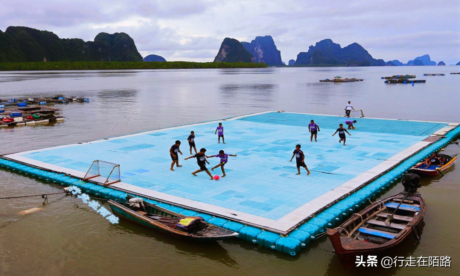 泰国回民村,泰国踩高跷