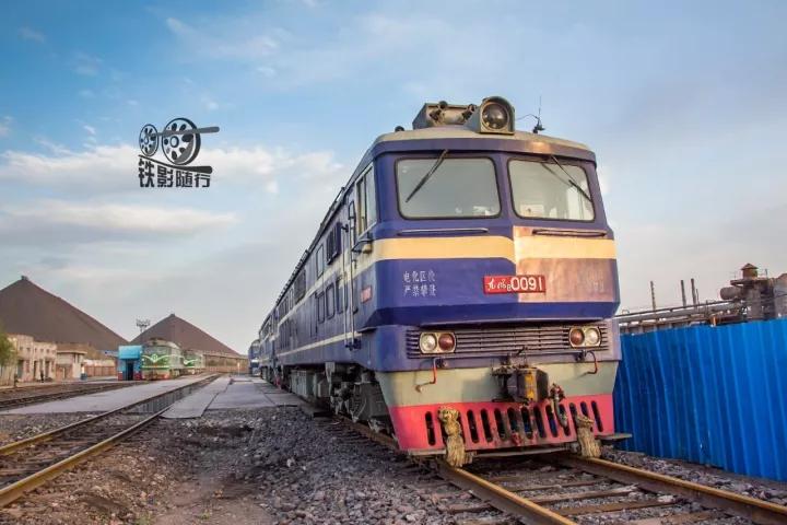 铁影|大漠铁魂——嘉策铁路运转记