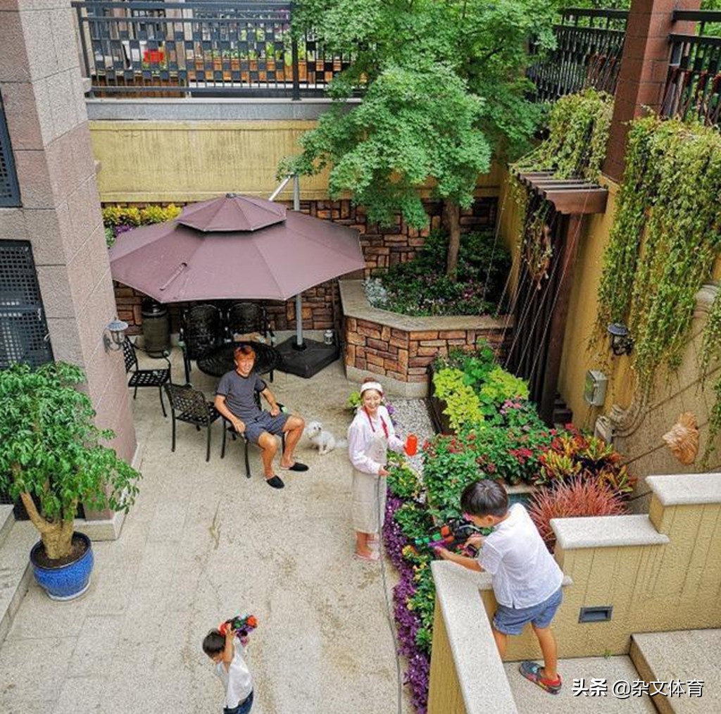 国足队员和妻子,国足主力女友