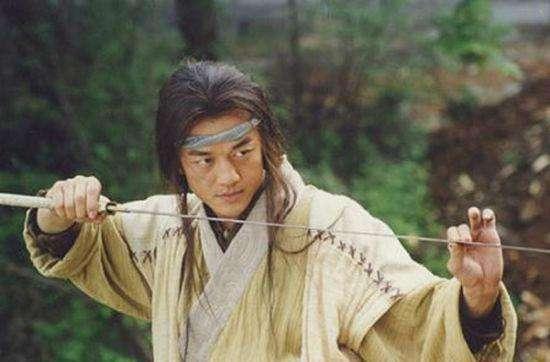 权力的游戏S8E5∣孤独的龙妈和固执的琼恩,都逃不开宿命的安排