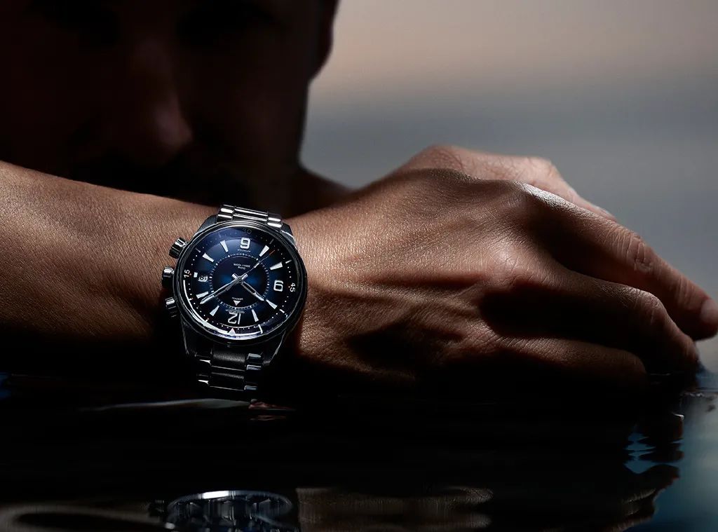 夏天出门戴手表,夏天戴表不好看