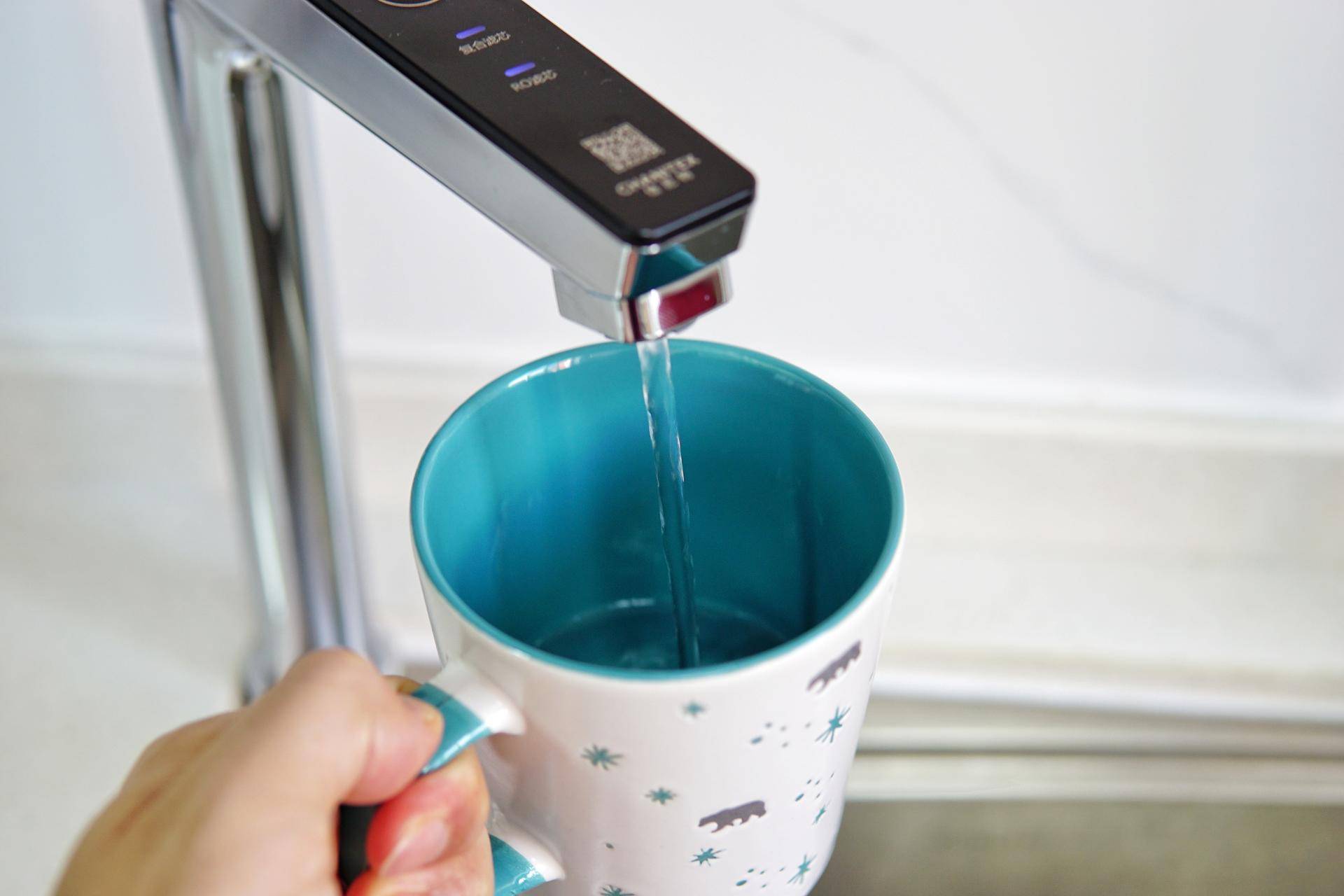 佳尼特冷热一体净水器优缺点,净热一体厨下净水机推荐