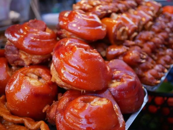 酱肘子最正宗的配方,酱肘子的最简单做法