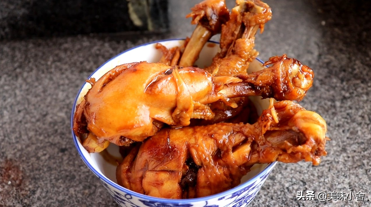 吃软烂脱骨大鸡腿,鸡腿怎么做软烂脱骨