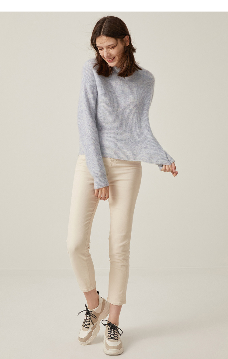 显瘦初秋打底衫上衣女高级感,时尚潮款女打底衫秋冬