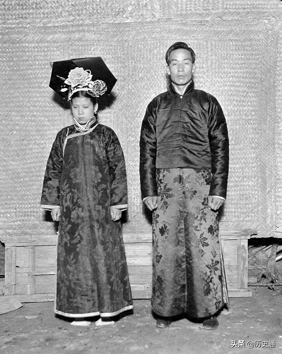 一群生不逢时的旗人儿媳妇，年龄比婆婆小，长得却比婆婆老