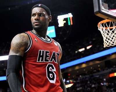 詹姆斯放弃23号,詹姆斯放弃了23号球衣