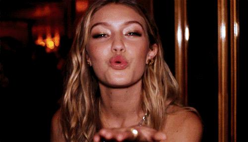 在飞机吃汉堡,在飞机上吃米其林大餐