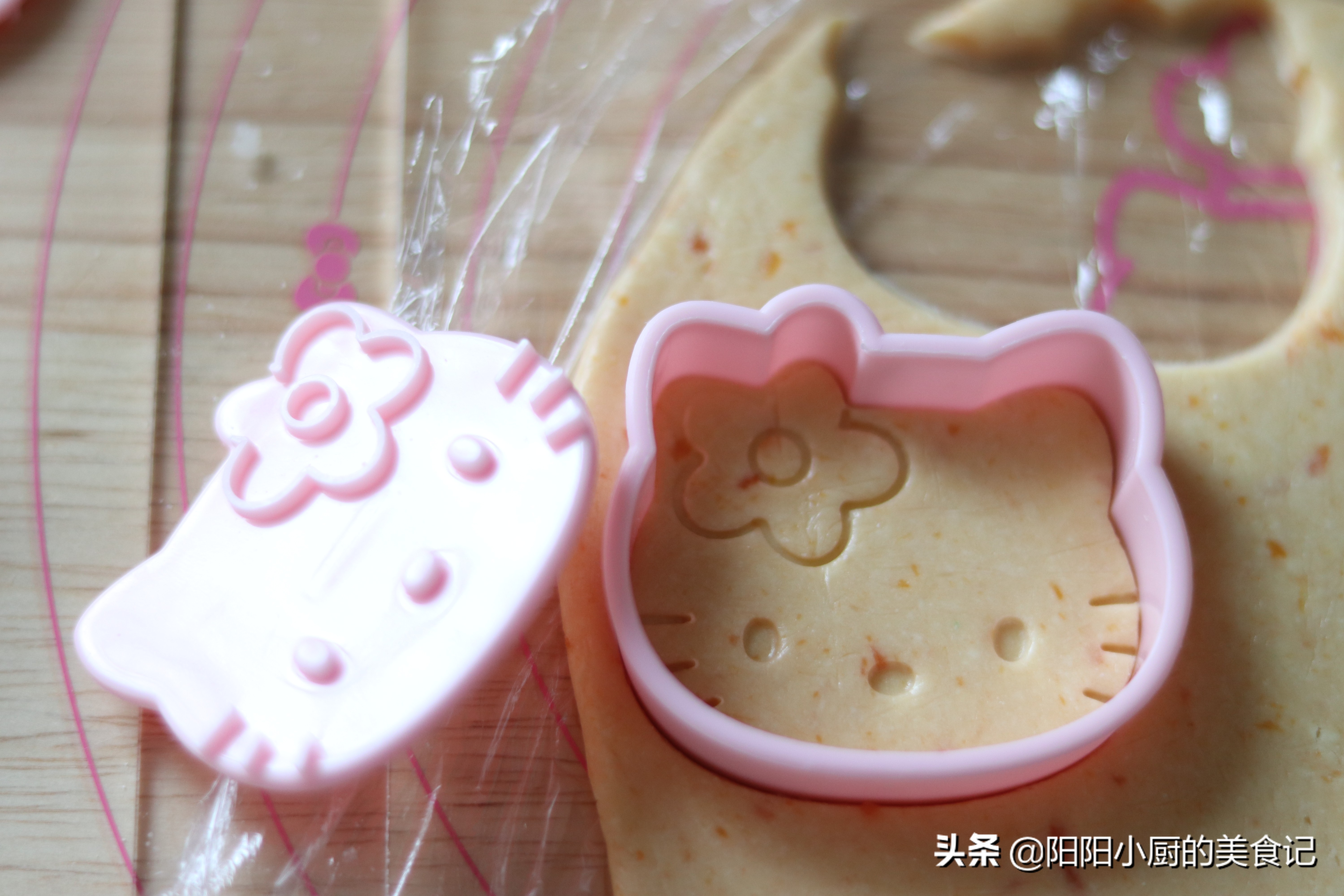 奶粉做好吃的小零食简单的,用不完的奶粉做零食