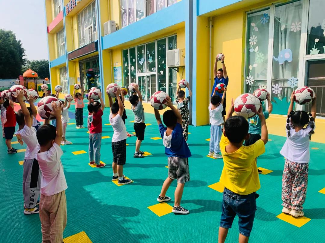 福娃娃幼儿园恩施,福娃娃双语艺术幼儿园