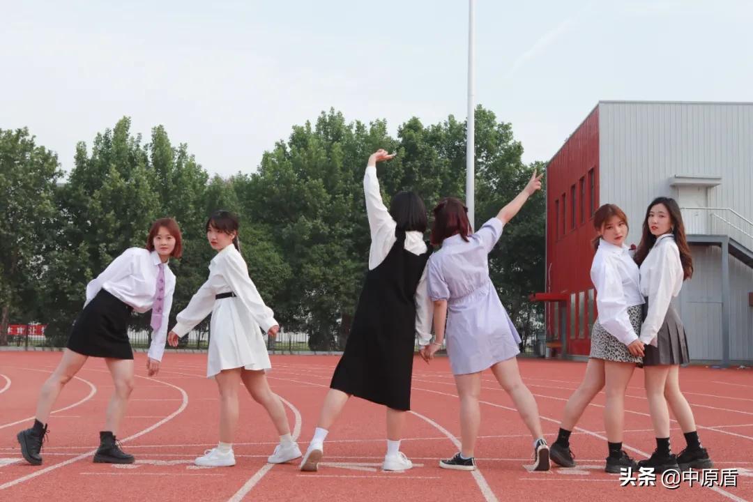 大片来袭！河南各高校凹造型毕业照绝对惊艳到你