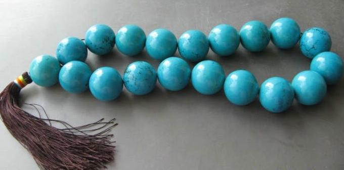 玉石手串不佩戴时如何保养,佩戴的金丝楠手串怎么保养