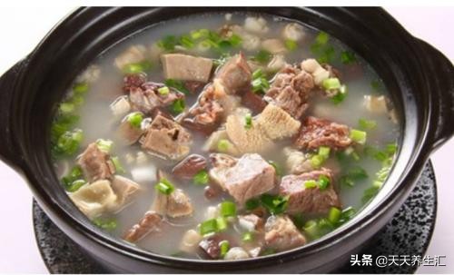 冻得直哆嗦还可以怎么表达,冻得直哆嗦下一句怎么接