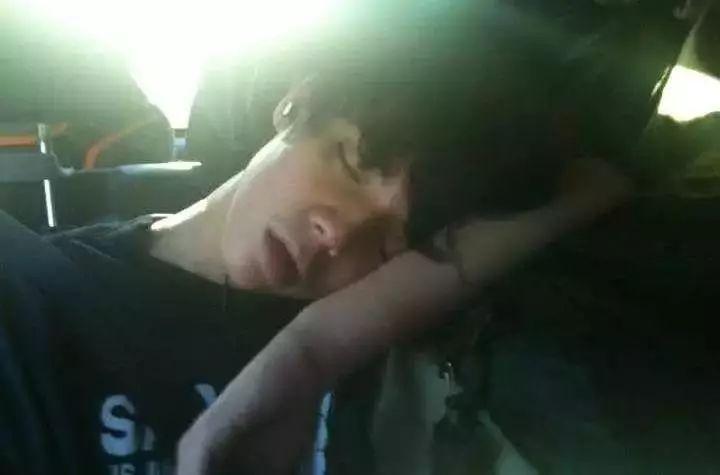 身材配不上脸,脸配不上身材是什么体验