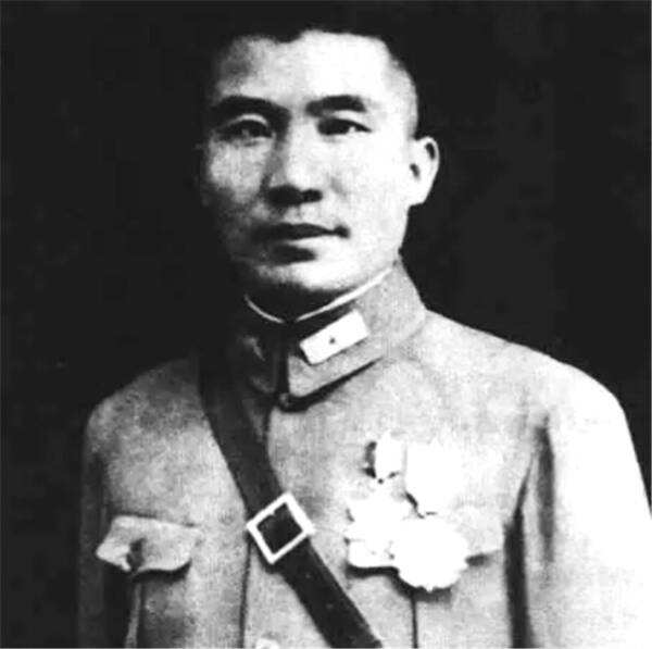 国军五大主力分别有哪些装备,国军的十大抗日将领排名