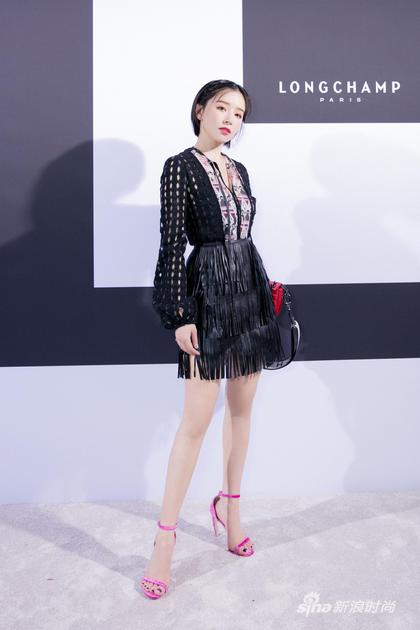 杨幂刘雯穿衣搭配图,杨幂刘雯准备的秋冬潮品已上线