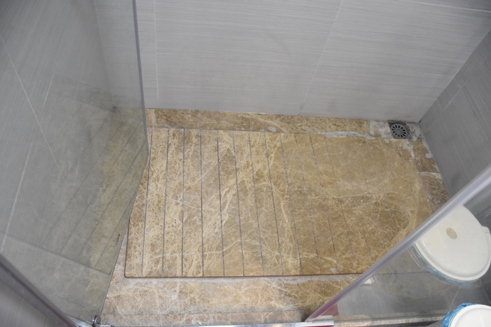 刚装修完的房子卫生间反臭怎么办,新装修的房子卫生间很臭怎么解决