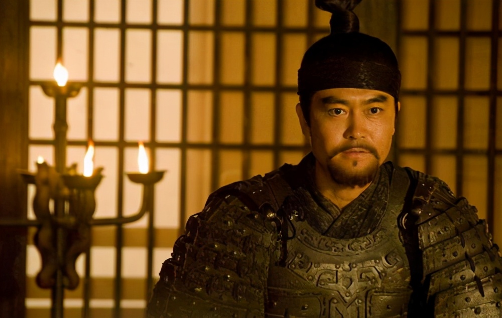 赤壁之战曹操杀了蔡瑁和张允,曹操斩蔡瑁张允是原著第几回