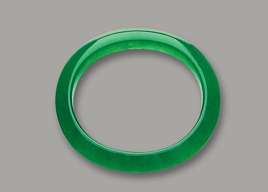 最贵最顶级帝王紫翡翠手镯和挂件,世界上最贵的翡翠手镯是哪一个