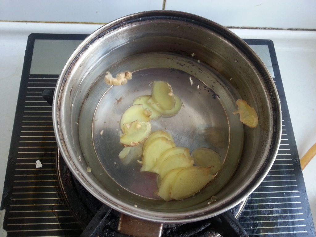 为什么别人用任何的洗发水都蓬松,持久控油不伤头皮的洗发水