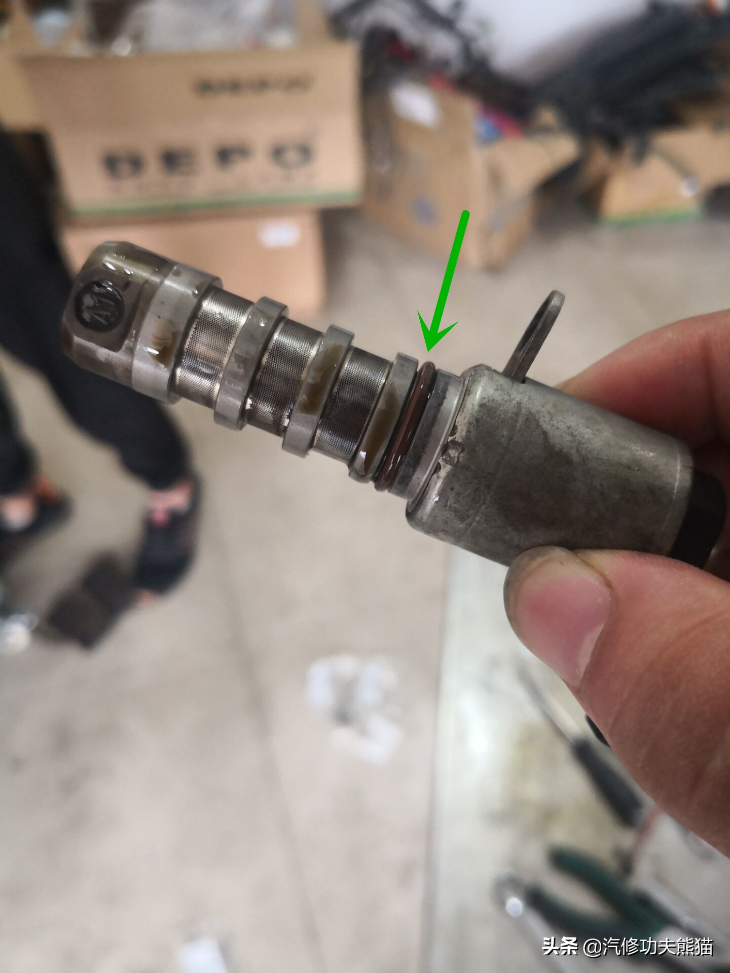 能拉动波音747的大众神车途锐烧机油治理，修完了又可以拉飞机了