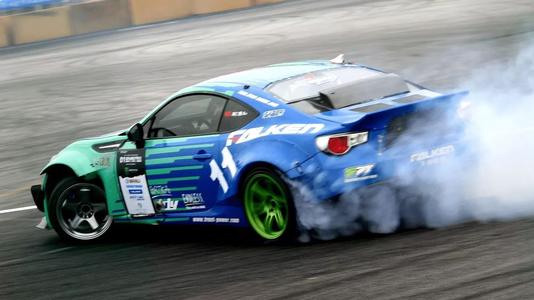 轮胎是选择静音舒适型还是耐磨型,汽车轮胎选购攻略轮胎品牌篇