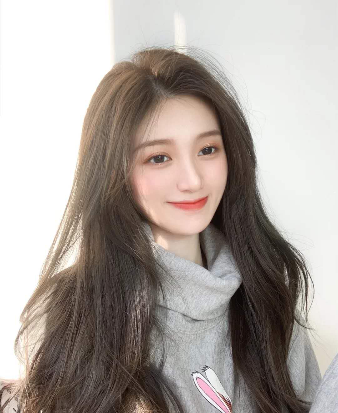 学生党发质蓬松毛躁怎么改善,适合发量少头发软的女生