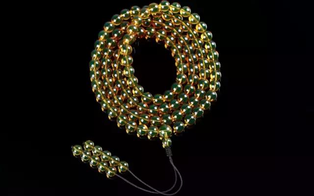 每一个佛珠都有一个故事,一串佛珠的真实故事