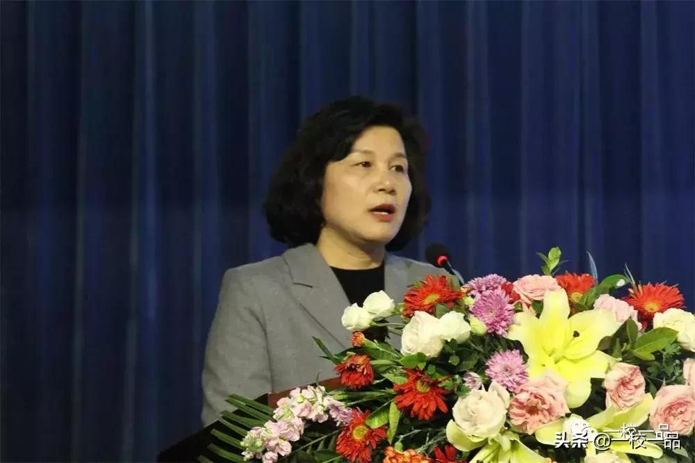 河南一校一品课间操,河南一中学体育大课间