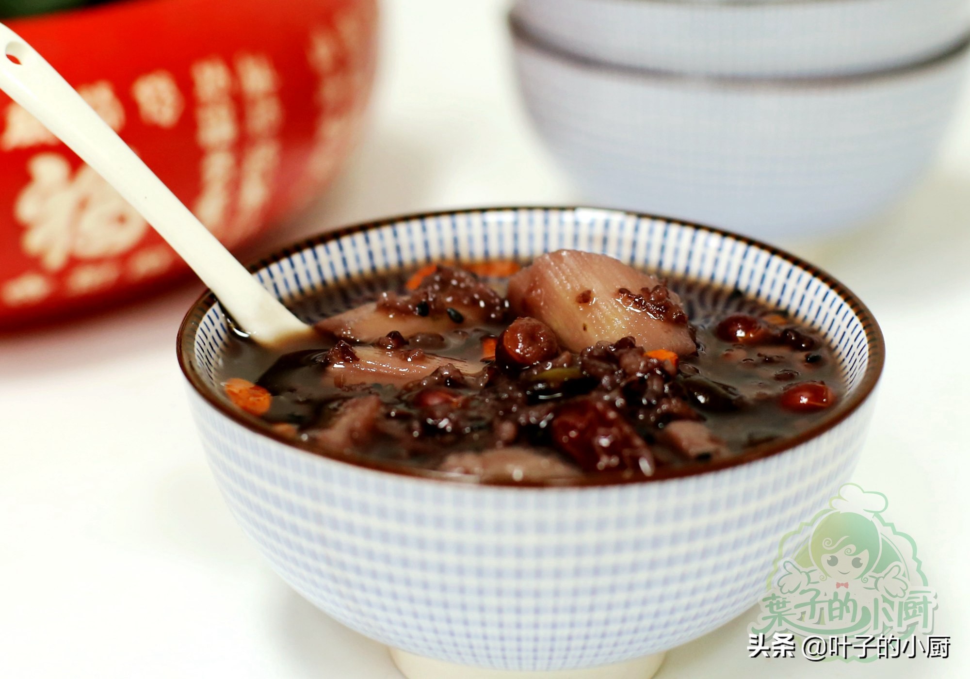 冬天吃什么粥可健脾胃祛湿补肾,养肾粥什么时候喝最好