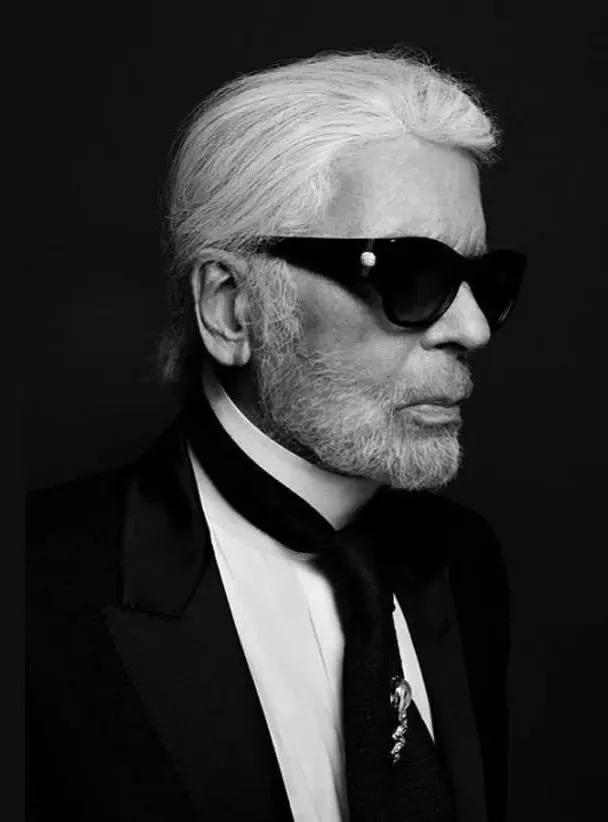 服装设计师有名人物,服装设计顶级设计师