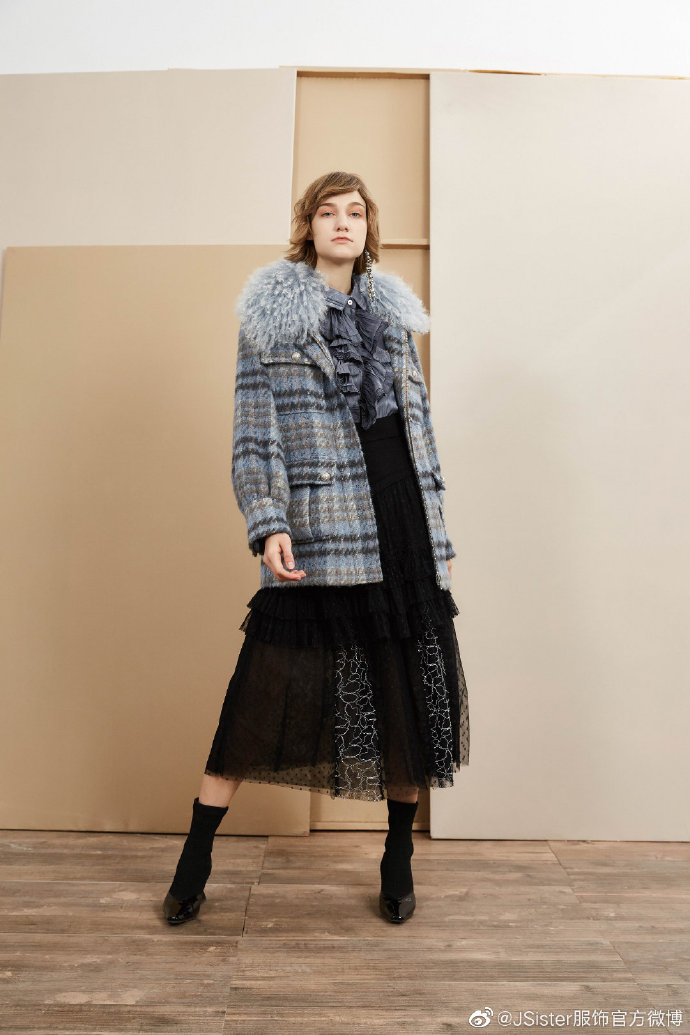 衣柜常用衣服材质,拜托了衣橱秋裤