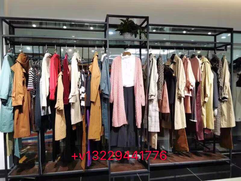 开女装店新手怎么做陈列,女装店衣服陈列技巧图片