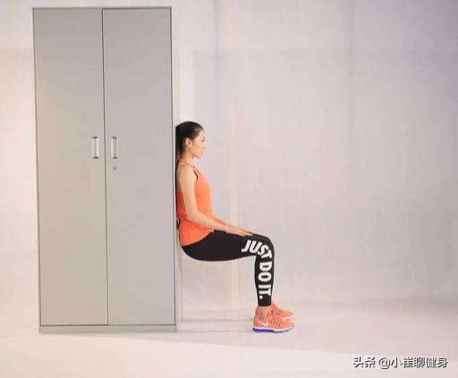 靠墙静蹲对膝盖好还是不好,膝盖蹲下疼痛做什么锻炼有帮助