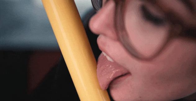 不作不死女抖音,瑞士舔病毒女孩确诊病情加重了吗