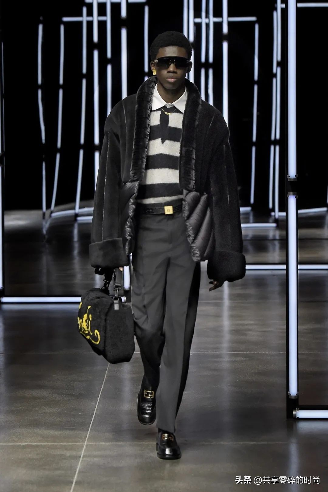 fendi芬迪2023年春夏男装时装秀,最潮流fendi2020秋冬系列时装