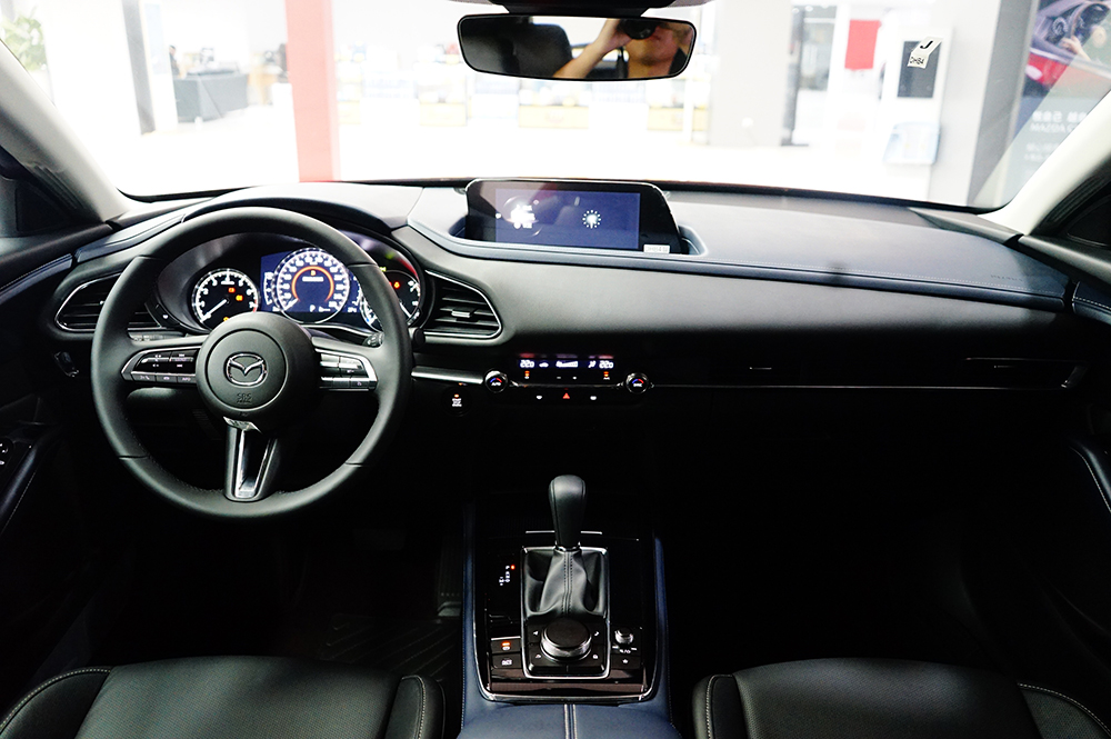 省油还得是日系车实拍马自达cx-30,深度试驾长安马自达cx-30