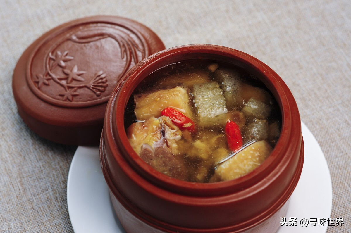 最适合冬天喝的汤常喝暖身又暖胃,适合秋冬喝的哪些汤暖身还养生