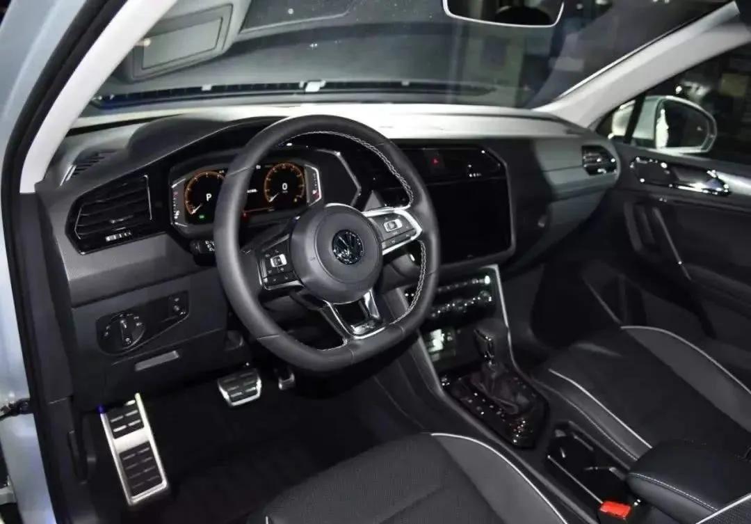 2022款“大众途观”正式曝光，前后大灯沿用奥迪设计，内饰大换血